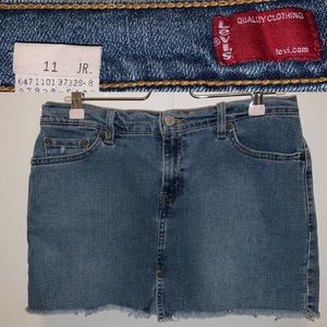 VINTAGE LEVI'S DENIM SKIRT